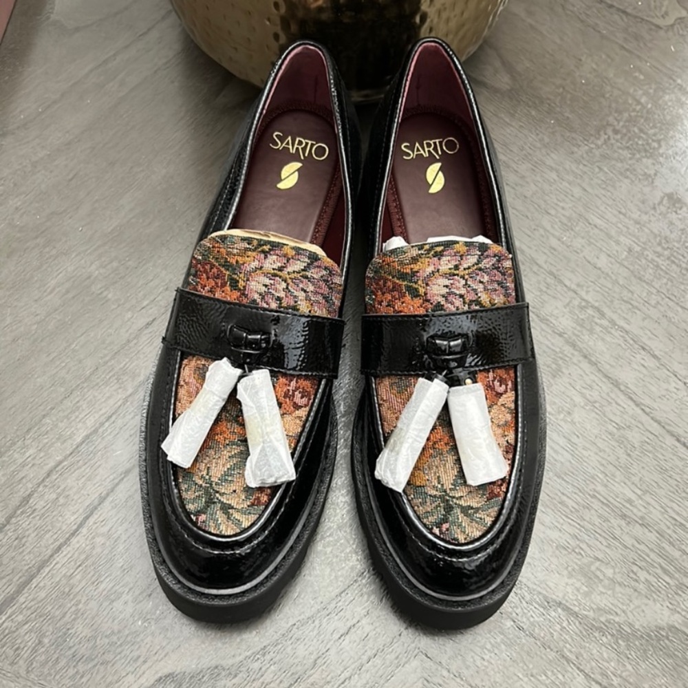 Franco Sarto Balinna Platform patent and tapestry lug sole Loafer